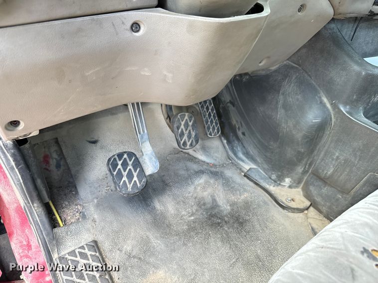 image for item MU9836 2007 Sterling  L-Line rollback truck