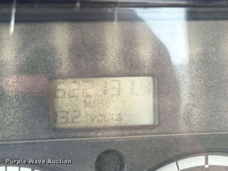 image for item MU9836 2007 Sterling  L-Line rollback truck