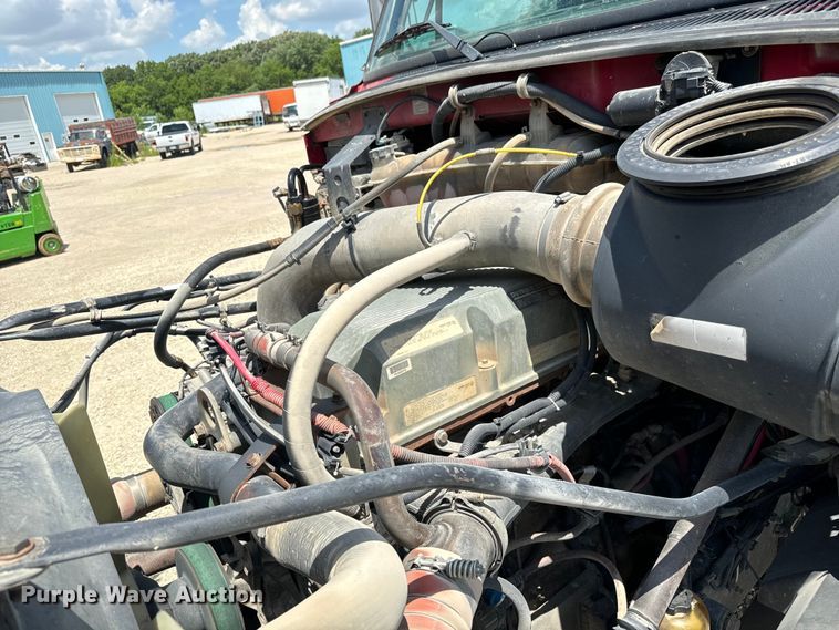 image for item MU9836 2007 Sterling  L-Line rollback truck