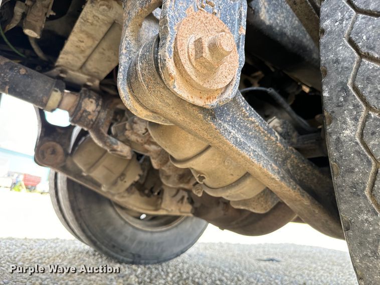 image for item MU9836 2007 Sterling  L-Line rollback truck