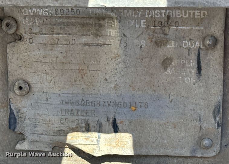 image for item ND9348 1997 Wilson CF-96T flatbed trailer