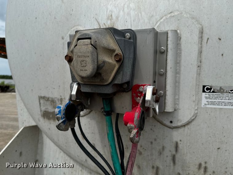 image for item ND9351 2006 Polar tank trailer