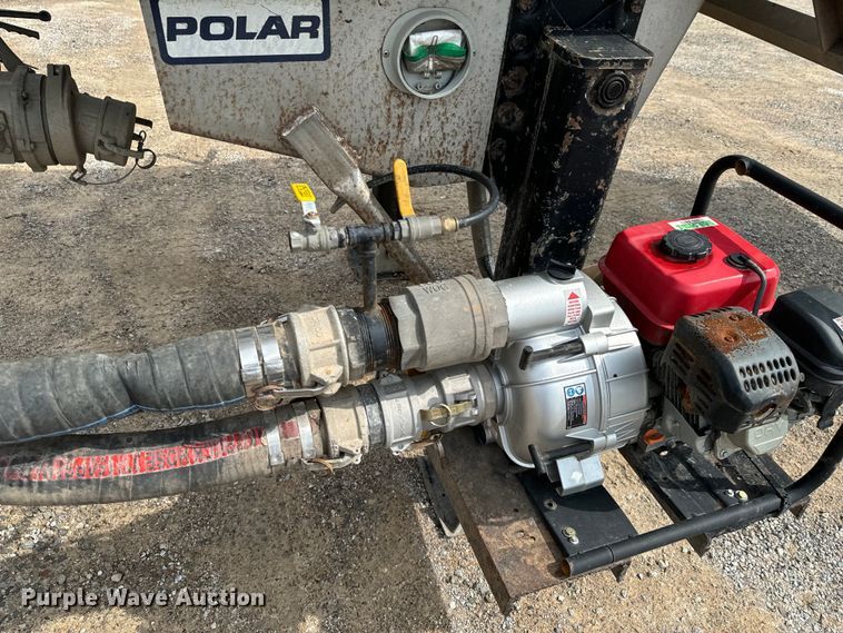 image for item ND9351 2006 Polar tank trailer