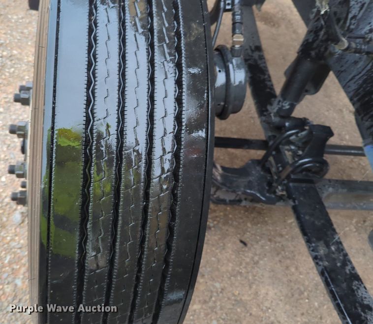 image for item NG9824 2022 Kenworth  T680 semi truck