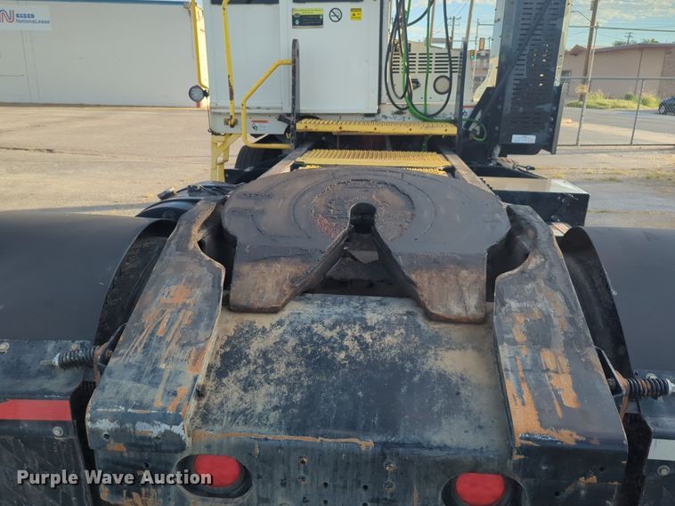 image for item NG9921 2019 Autocar XSPotter yard truck