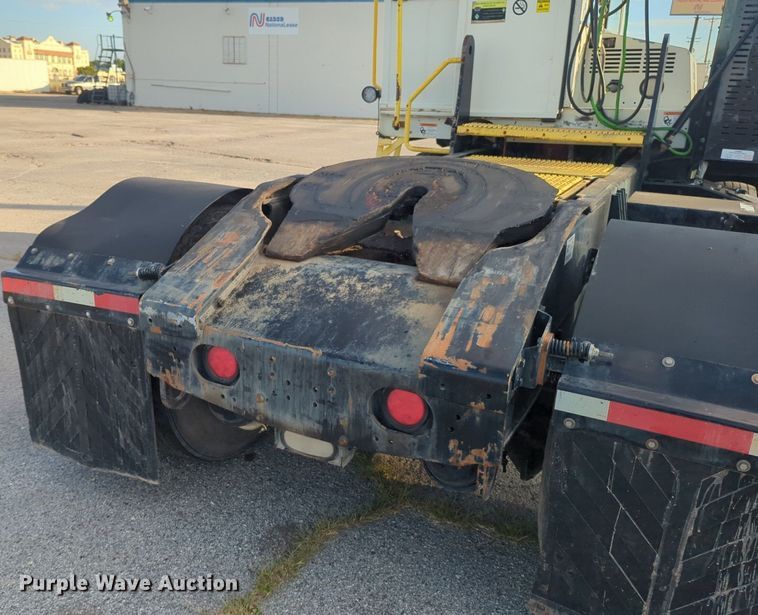 image for item NG9921 2019 Autocar XSPotter yard truck