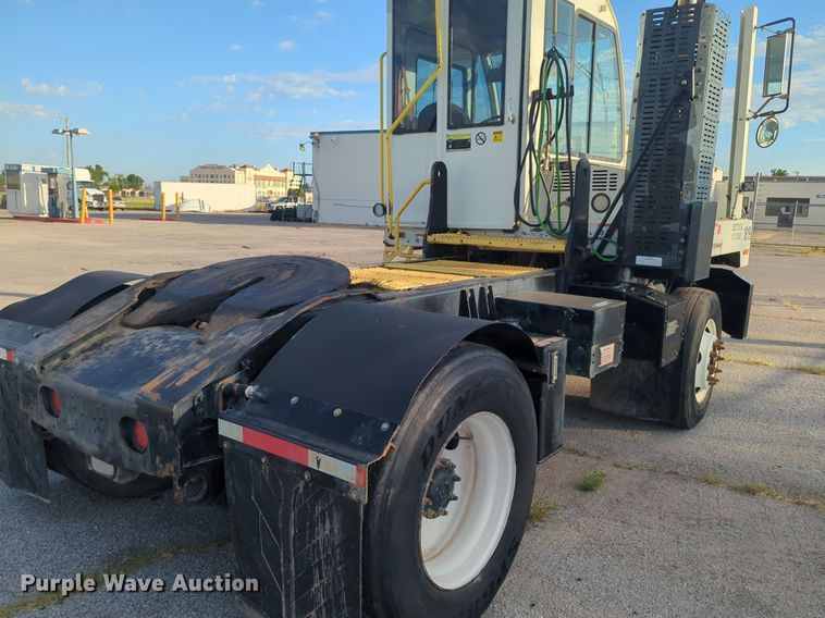 image for item NG9921 2019 Autocar XSPotter yard truck