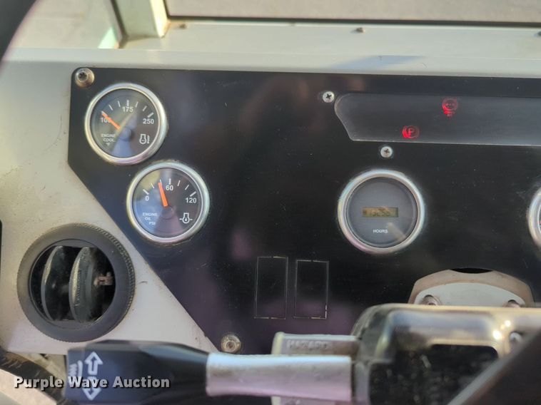 image for item NG9921 2019 Autocar XSPotter yard truck