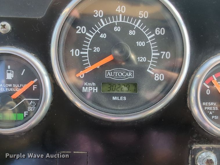 image for item NG9921 2019 Autocar XSPotter yard truck