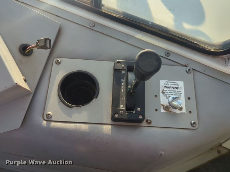 image for item NG9921 2019 Autocar XSPotter yard truck