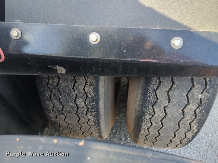 image for item NG9921 2019 Autocar XSPotter yard truck