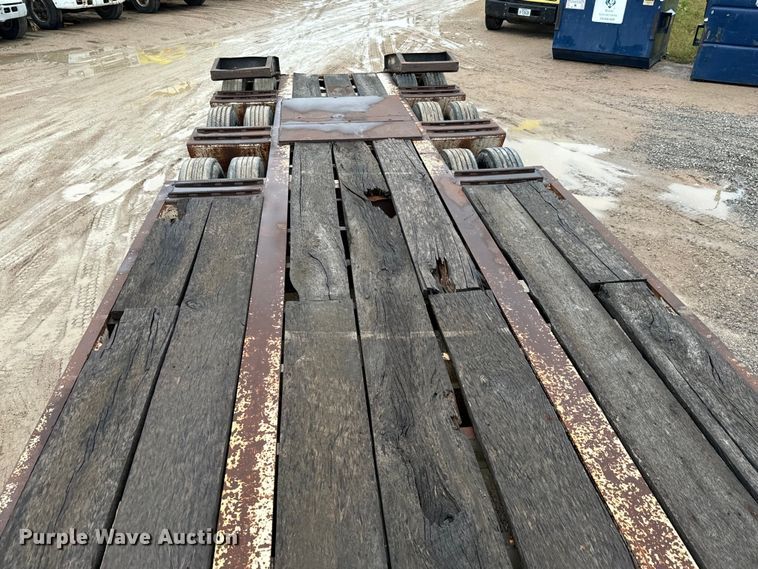 image for item NL9876 1991 Trail King TK100RG drop deck equipment trailer