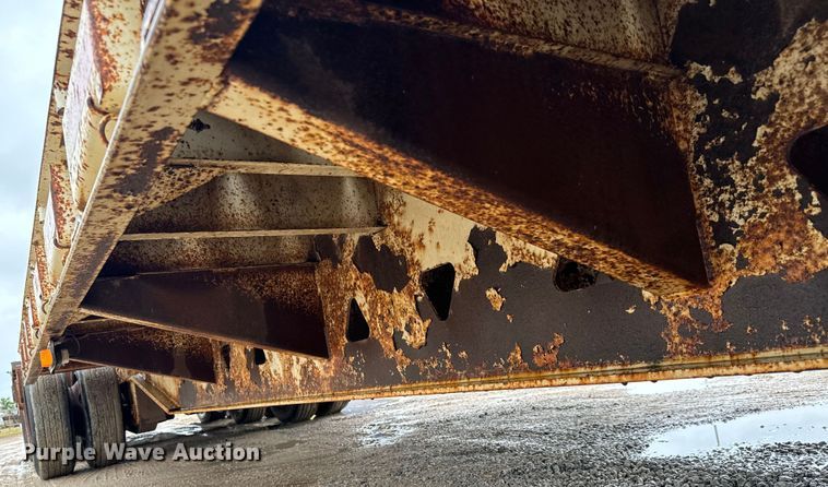 image for item NL9876 1991 Trail King TK100RG drop deck equipment trailer