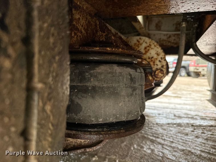 image for item NL9876 1991 Trail King TK100RG drop deck equipment trailer