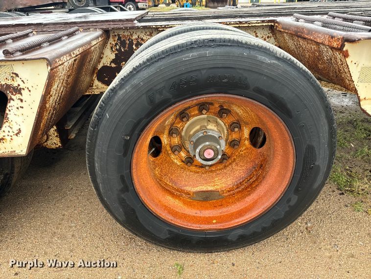 image for item NL9876 1991 Trail King TK100RG drop deck equipment trailer