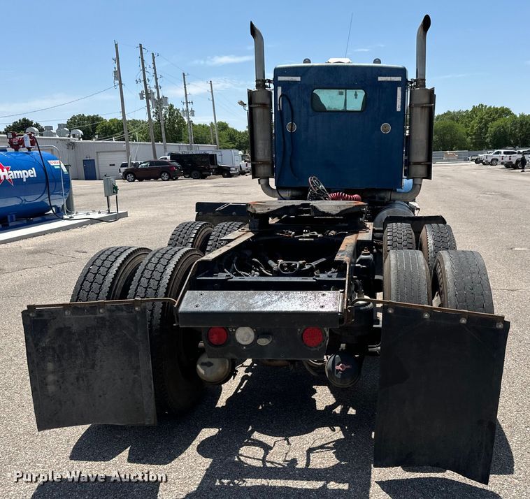 image for item NL9940 2005 Kenworth W900 semi truck