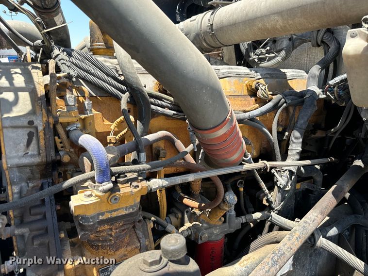 image for item NL9940 2005 Kenworth W900 semi truck