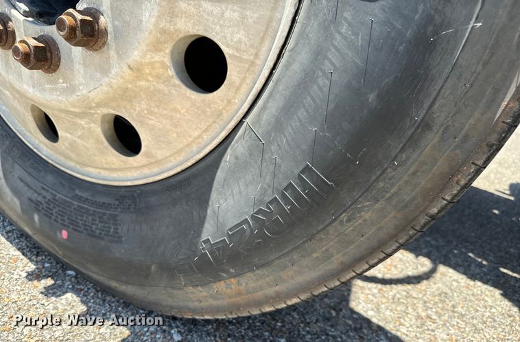 image for item NL9940 2005 Kenworth W900 semi truck