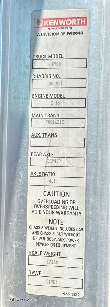 image for item NL9940 2005 Kenworth W900 semi truck