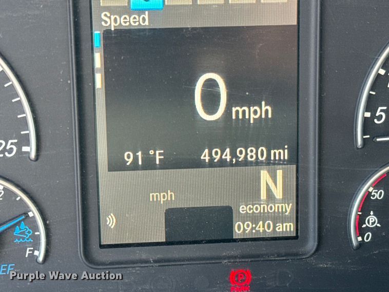 image for item NL9944 2019 Freightliner  Cascadia semi truck