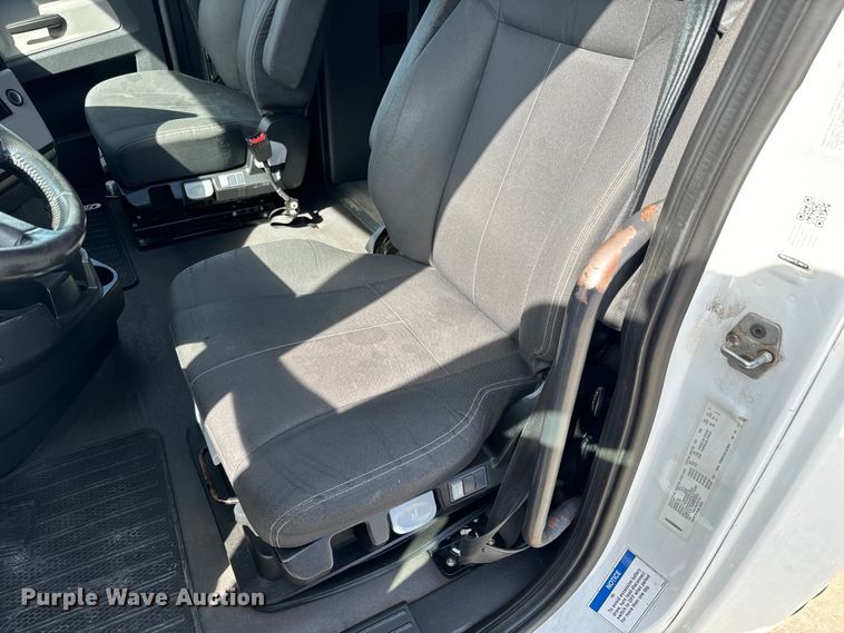 image for item NL9945 2020 Freightliner  Cascadia semi truck