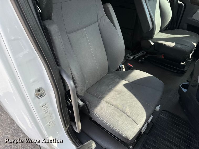 image for item NL9945 2020 Freightliner  Cascadia semi truck