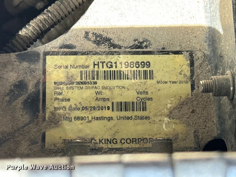 image for item NL9946 2020 Volvo VNL64T semi truck