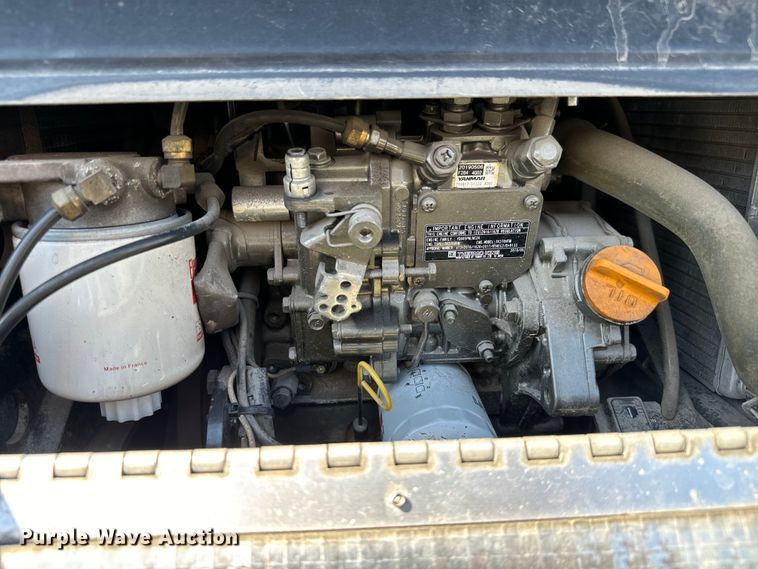 image for item NL9947 2020 Volvo  VNL64T semi truck