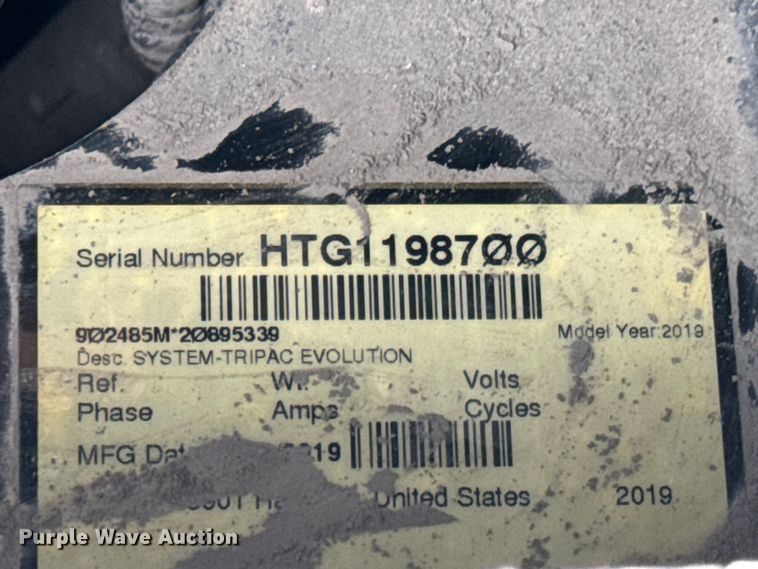 image for item NL9947 2020 Volvo  VNL64T semi truck