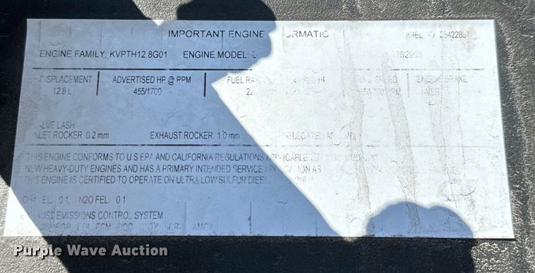 image for item NL9948 2020 Volvo  VNL semi truck