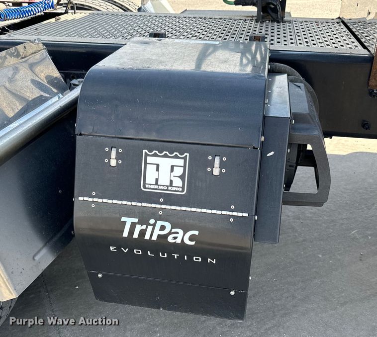 image for item NL9949 2021 Volvo VNL semi truck