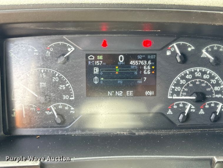 image for item NL9949 2021 Volvo VNL semi truck