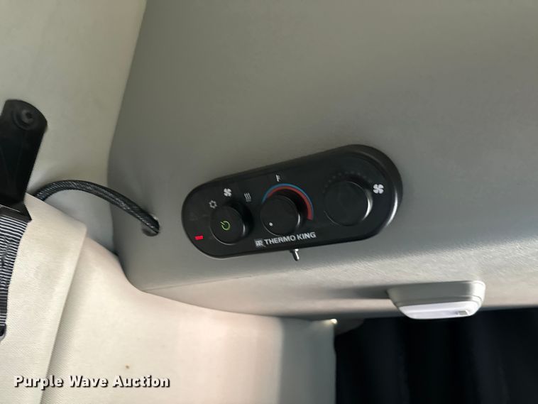 image for item NL9949 2021 Volvo VNL semi truck