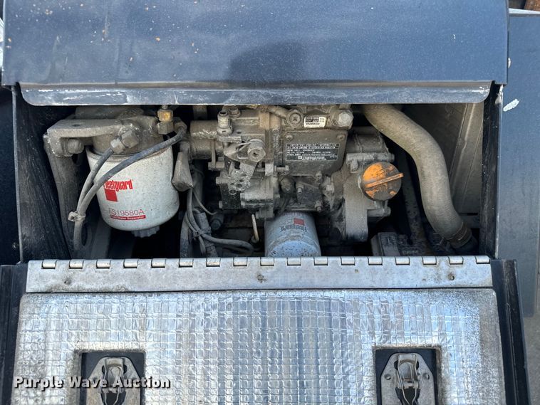 image for item NL9949 2021 Volvo VNL semi truck