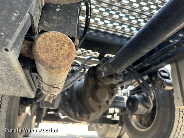 image for item NL9949 2021 Volvo VNL semi truck