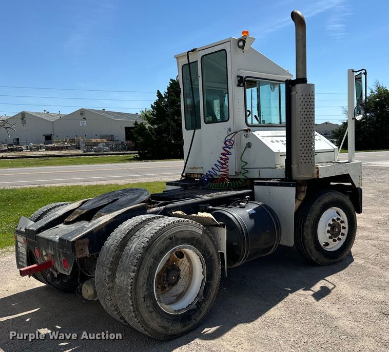 image for item NL9969 2003 Ottawa Truck 30 yard truck