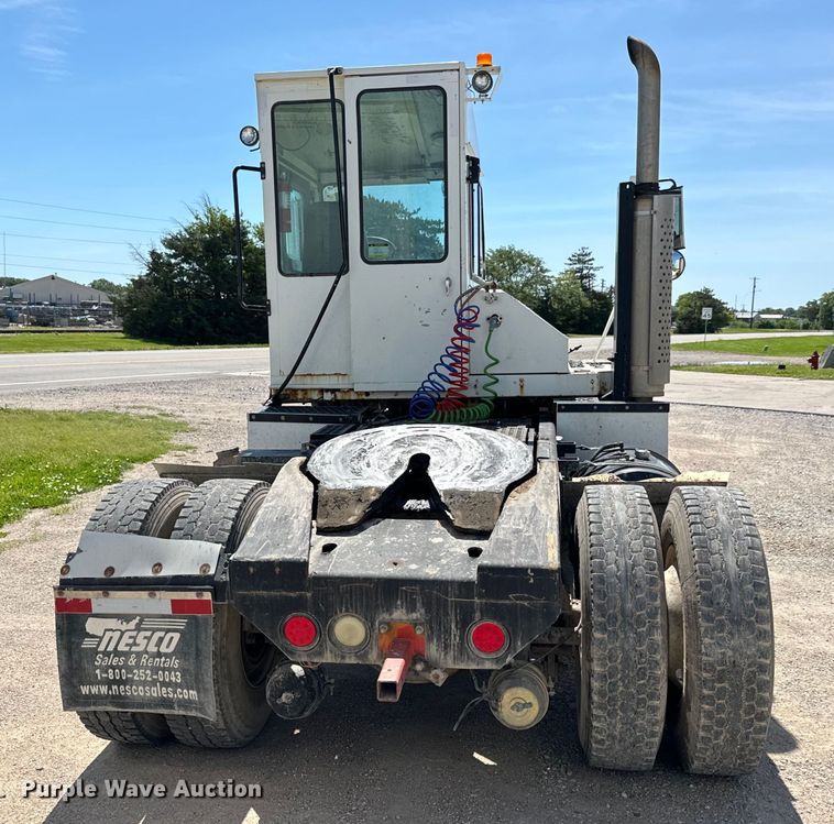 image for item NL9969 2003 Ottawa Truck 30 yard truck