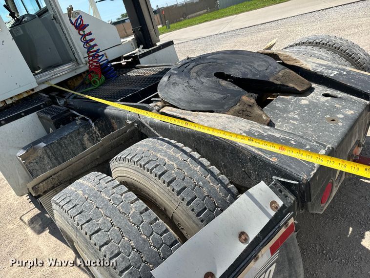 image for item NL9969 2003 Ottawa Truck 30 yard truck