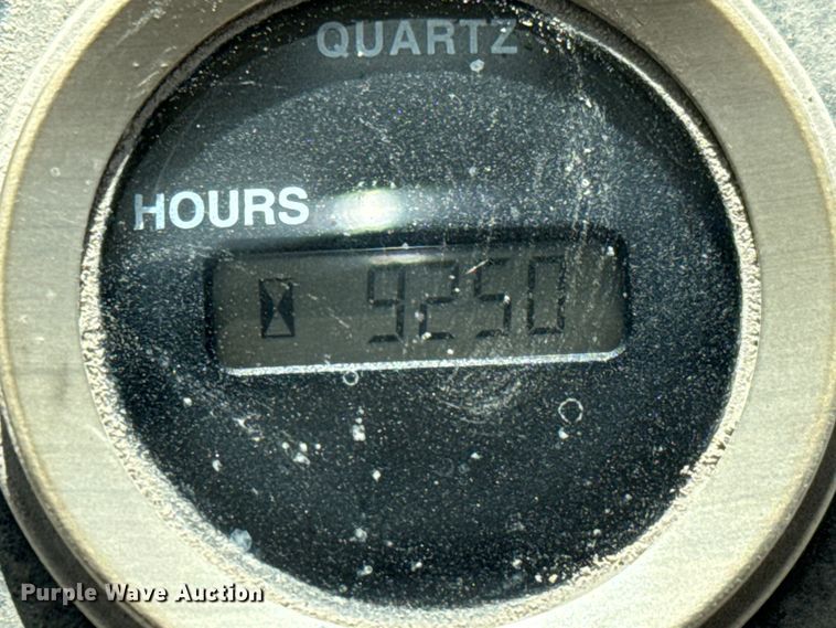 image for item NL9969 2003 Ottawa Truck 30 yard truck