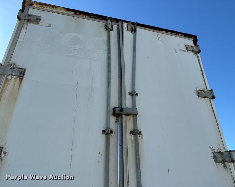 image for item NL9970 2000 Stoughton  AVW-545T-S-C-AR dry van trailer