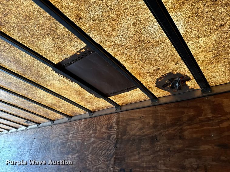 image for item NL9970 2000 Stoughton  AVW-545T-S-C-AR dry van trailer