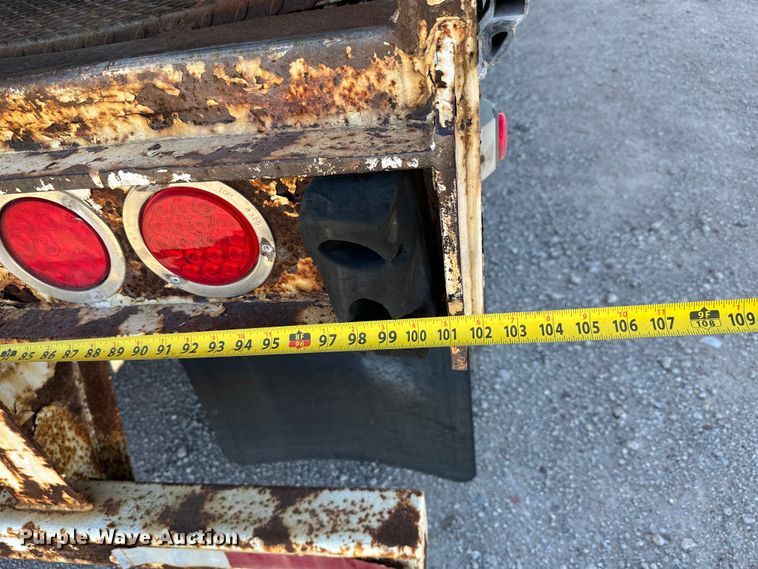 image for item NL9970 2000 Stoughton  AVW-545T-S-C-AR dry van trailer