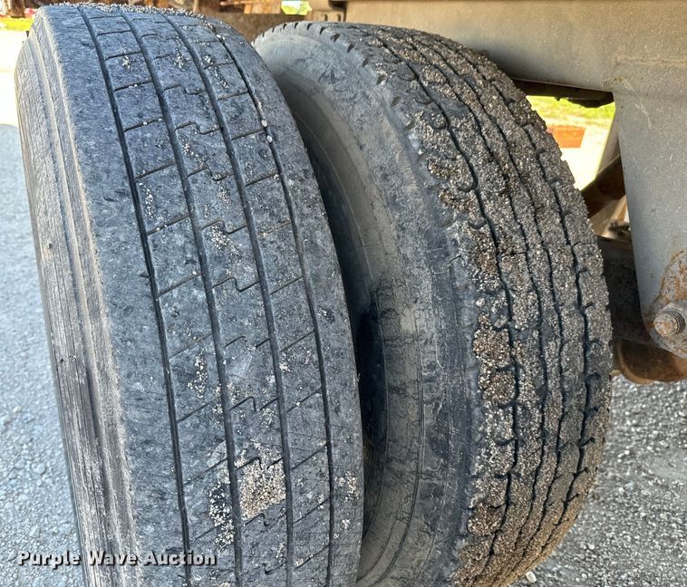 image for item NL9971 2001 Wabash DVCHPC dry van trailer