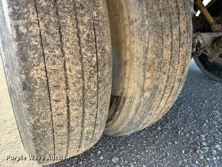 image for item NL9971 2001 Wabash DVCHPC dry van trailer