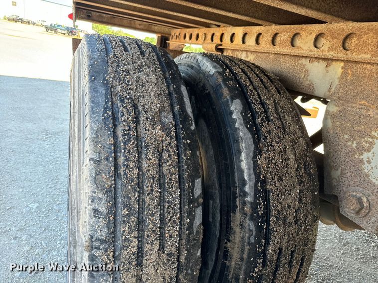 image for item NL9972 1999 Great Dane 7411TP-SAX dry van trailer