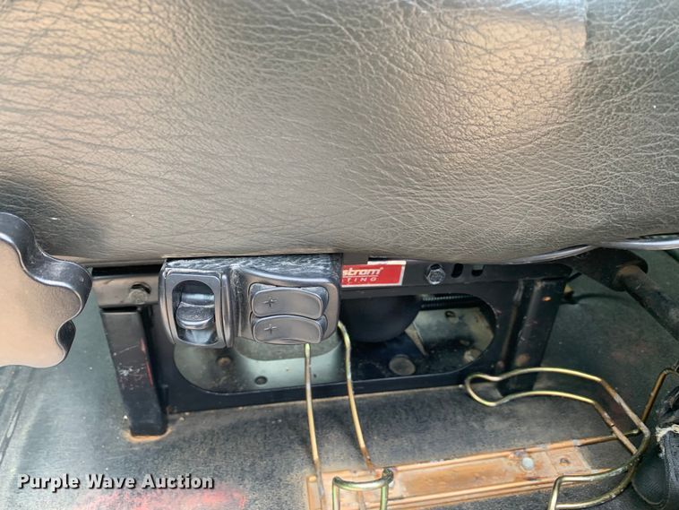 image for item NQ9583 2006 Freightliner  Columbia semi truck