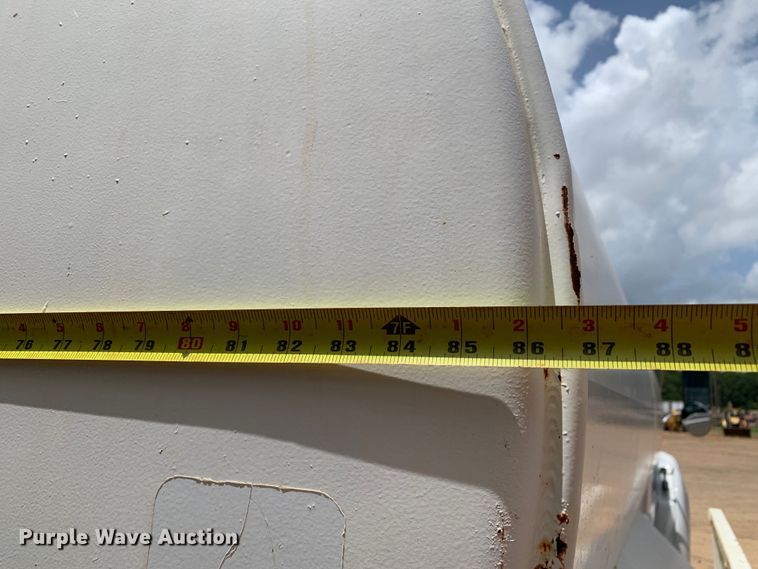 image for item NQ9584 2007 Ford F750 water truck