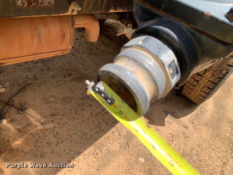 image for item NQ9584 2007 Ford F750 water truck