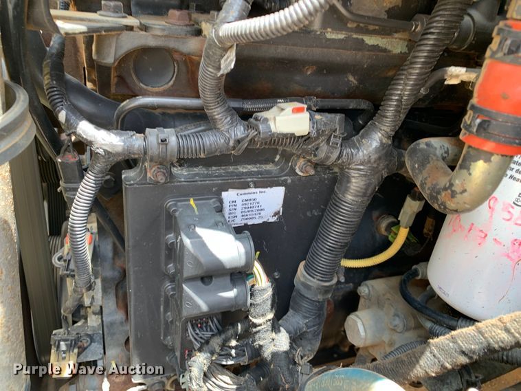 image for item NQ9584 2007 Ford F750 water truck