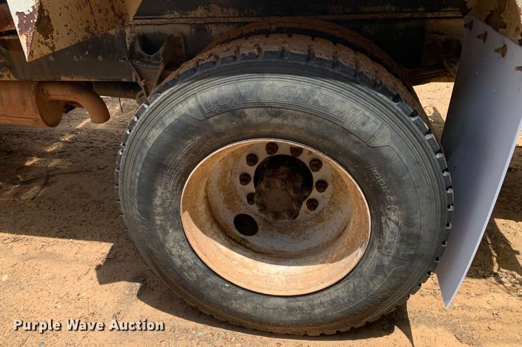 image for item NQ9584 2007 Ford F750 water truck